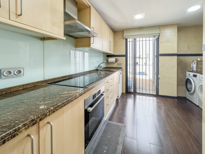 Image No.6-2 Bed Property for sale