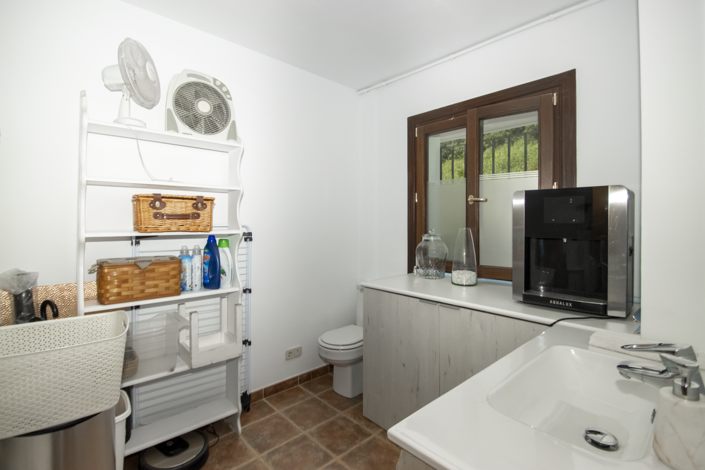 Image No.26-3 Bed House for sale