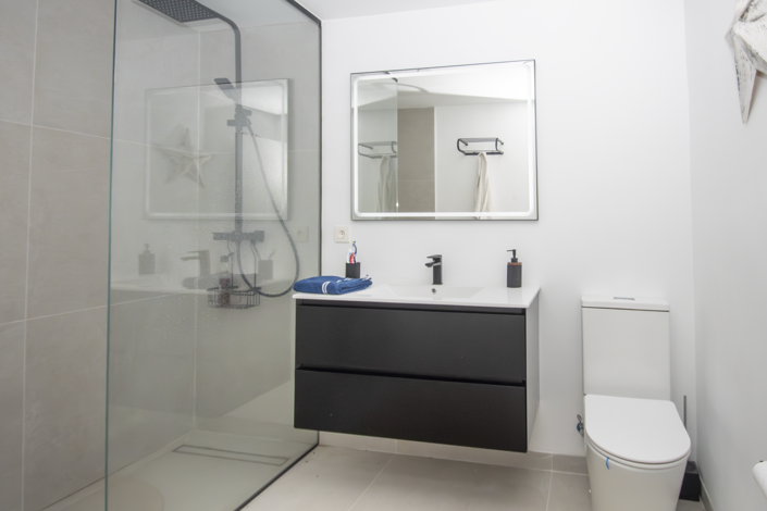 Image No.18-2 Bed Apartment for sale