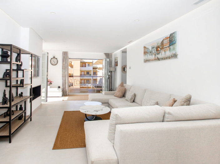 Image No.8-2 Bed Apartment for sale