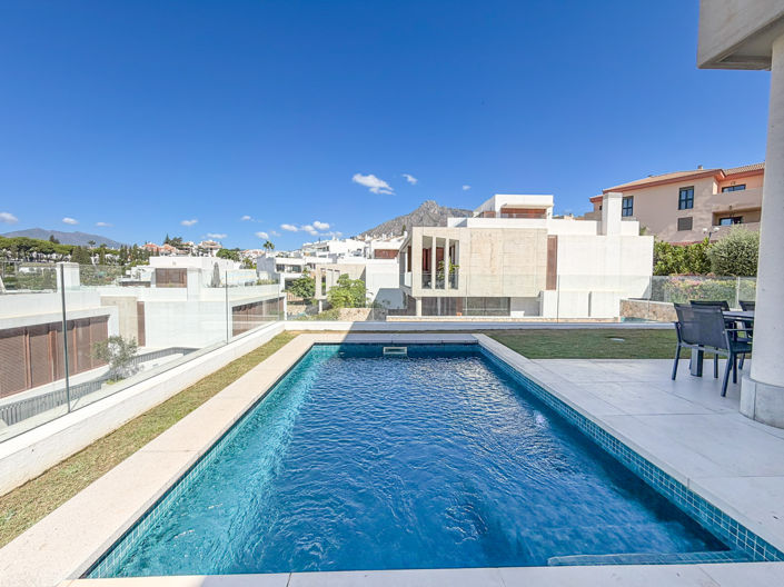 Image No.13-Villa de 4 chambres à vendre à Marbella