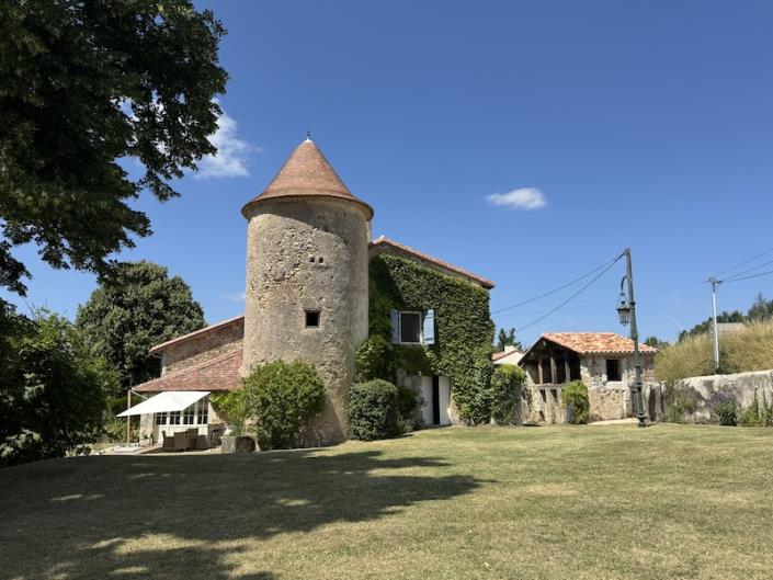 Image No.1-2 Bed Country Property for sale