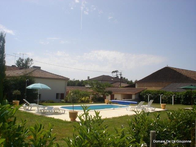 Image No.6-Châteaux de 11 chambres à vendre à Montguyon