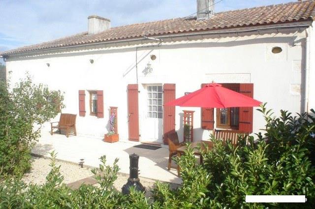 Image No.5-Châteaux de 11 chambres à vendre à Montguyon