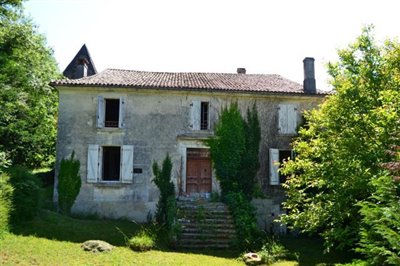 5 Bed House for sale