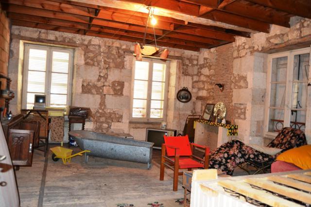 Image No.5-5 Bed House for sale