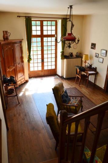 Image No.8-5 Bed House for sale