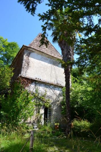 Image No.12-5 Bed House for sale