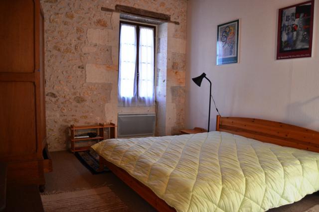 Image No.7-4 Bed Village House for sale