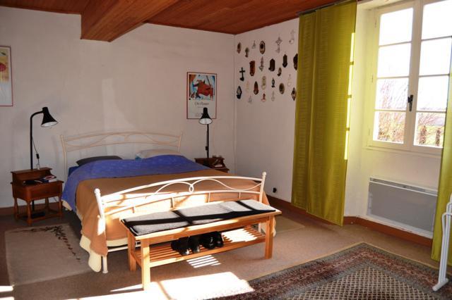 Image No.8-4 Bed Village House for sale