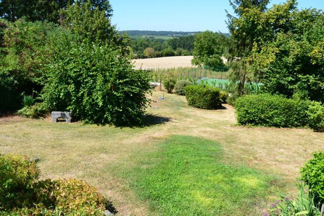 Image No.7-Maison de 6 chambres à vendre à Aubeterre-sur-Dronne