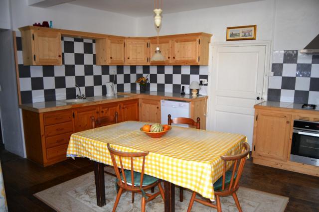 Image No.8-Maison de 6 chambres à vendre à Aubeterre-sur-Dronne