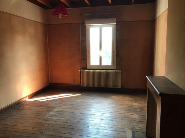 Image No.3-Maison de village de 9 chambres à vendre à Montguyon