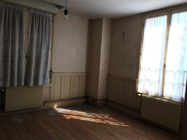 Image No.10-Maison de village de 9 chambres à vendre à Montguyon