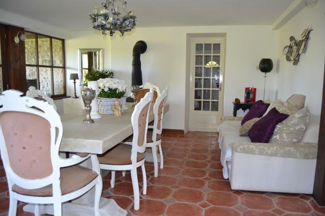 Image No.5-2 Bed House for sale