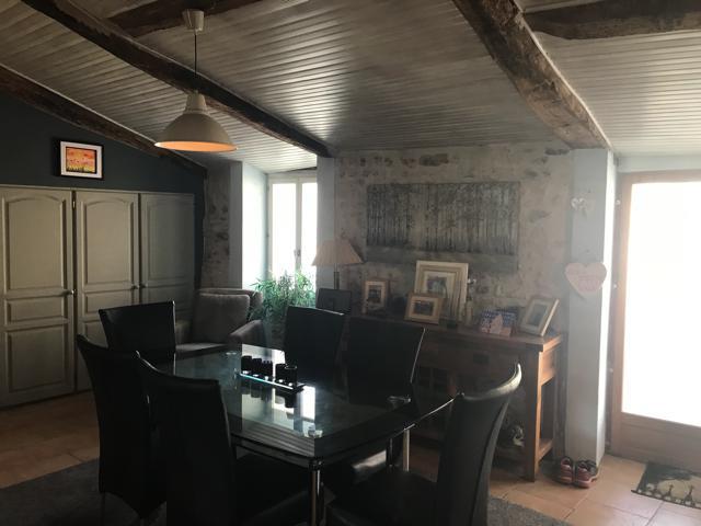 Image No.6-9 Bed Gite for sale