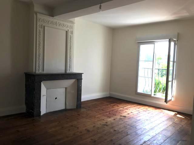 Image No.3-Maison de ville de 4 chambres à vendre à Montguyon