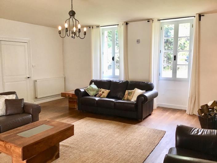 Image No.8-Propriété de pays de 9 chambres à vendre à Chevanceaux