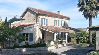 3 Bed Country House for sale