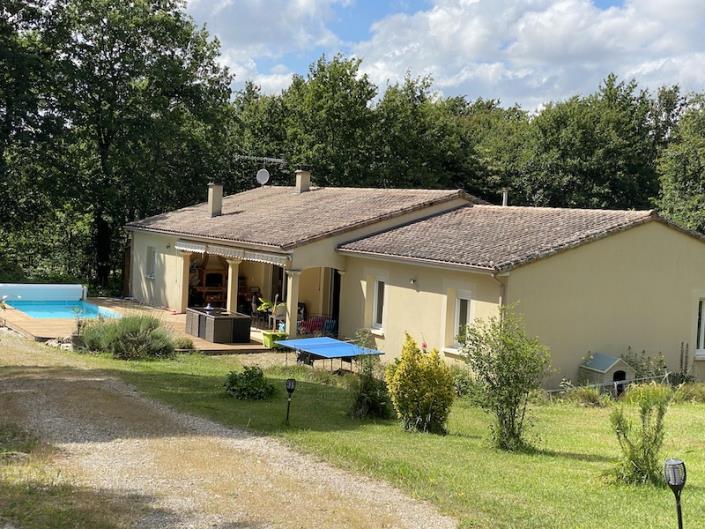 Image No.1-Bungalow de 3 chambres à vendre à Montguyon
