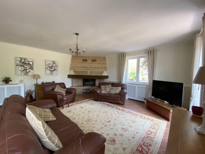 Image No.7-4 Bed Country House for sale