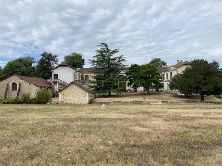 Image No.4-10 Bed Country Property for sale