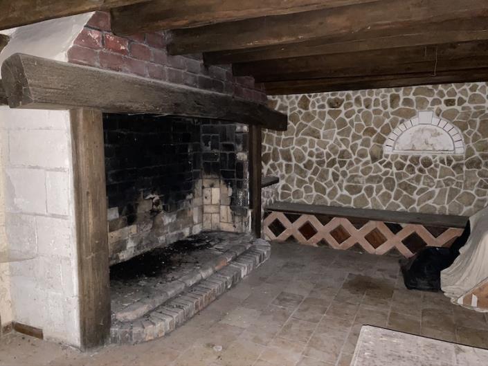 Image No.8-10 Bed Country Property for sale