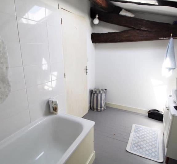 Image No.9-2 Bed Cottage for sale