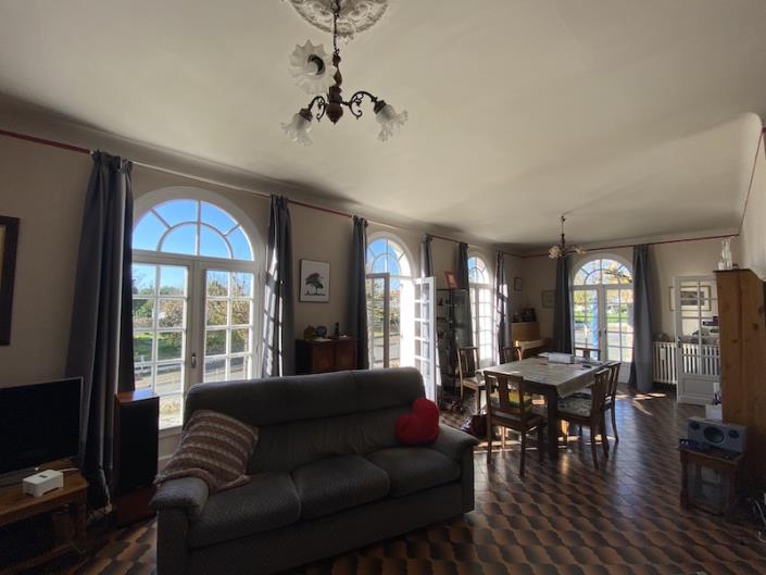 Image No.5-4 Bed House for sale