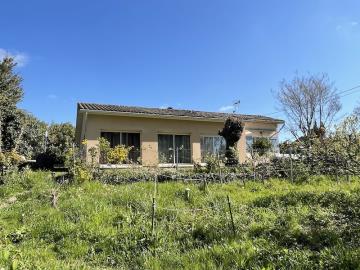 2 Bed Bungalow for sale