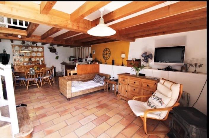 Image No.2-Chalet de 2 chambres à vendre à Bouteilles-Saint-Sébastien