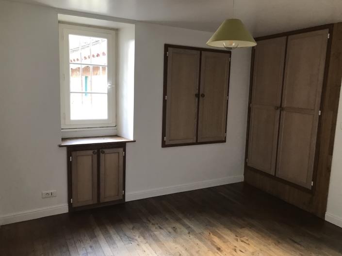 Image No.3-3 Bed Townhouse for sale