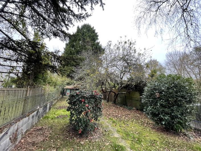 Image No.2-Maison de ville de 2 chambres à vendre à Montguyon