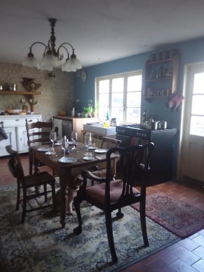 Image No.3-Maison de 6 chambres à vendre à Salles-Lavalette