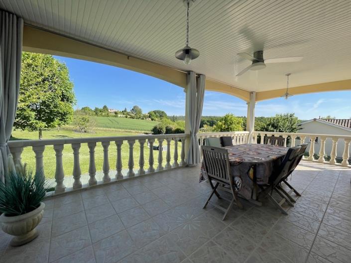 Image No.2-Villa / Détaché de 5 chambres à vendre à Ronsenac