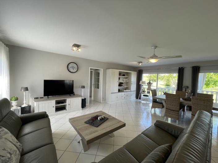 Image No.5-Villa / Détaché de 5 chambres à vendre à Ronsenac