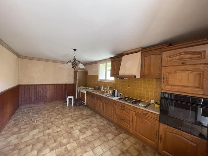 Image No.2-4 Bed Country Property for sale