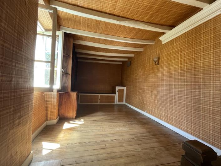 Image No.8-4 Bed Country Property for sale