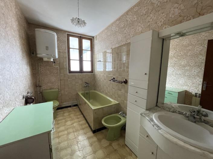 Image No.4-Maison de ville de 5 chambres à vendre à Montguyon