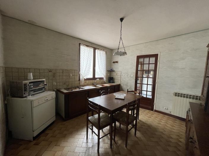 Image No.6-Maison de ville de 5 chambres à vendre à Montguyon