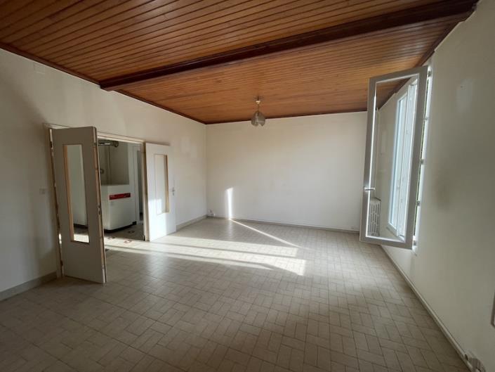 Image No.8-Maison de ville de 2 chambres à vendre à Saint-Martin-d'Ary