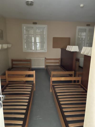 Image No.3-24 Bed Commercial for sale