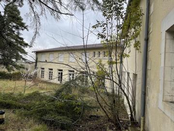 24 Bed Commercial for sale