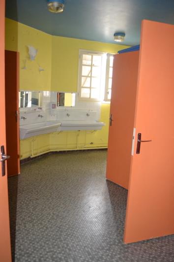 Image No.4-24 Bed Commercial for sale