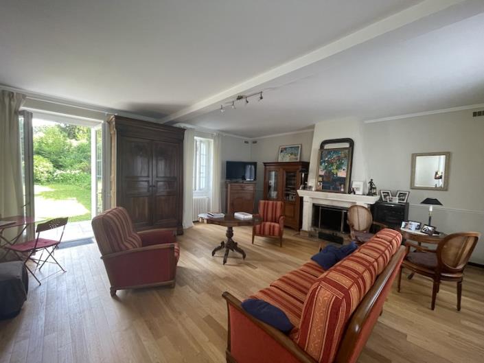 Image No.2-Maison de ville de 4 chambres à vendre à Ribérac