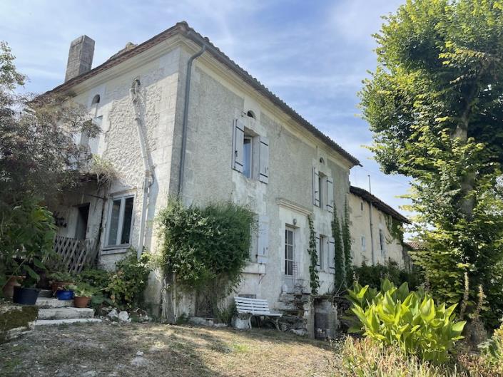 Image No.1-Maison de campagne de 10 chambres à vendre à Lusignac