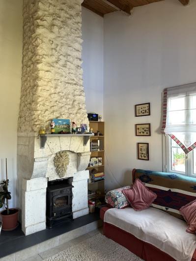 Image No.10-5 Bed House for sale