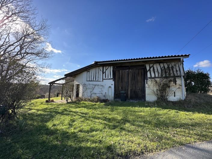 3 Bedrooms country house for sale in La RocheChalais Detached £