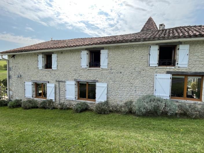 Image No.1-Grange de 3 chambres à vendre à Vendoire