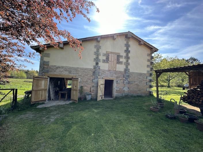 Image No.2-3 Bed Country House for sale